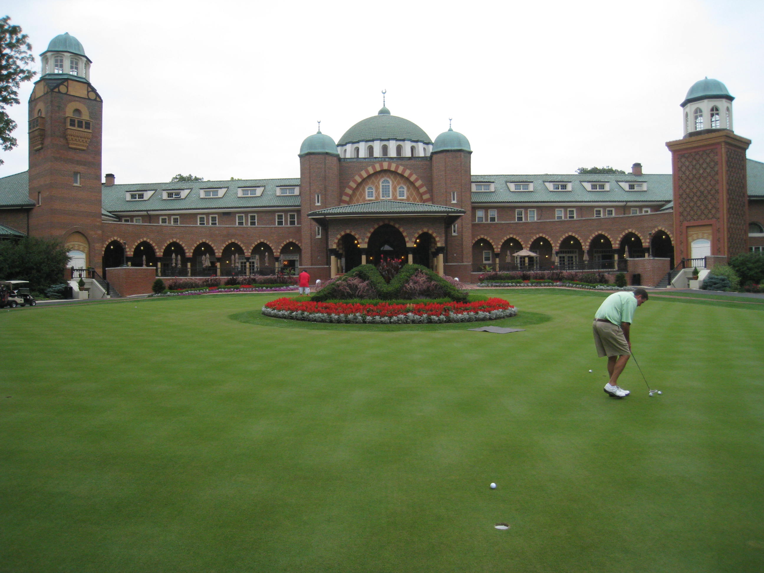 Medinah Country Club clubhouse and putting green, photographed by Dan Perry in 2008